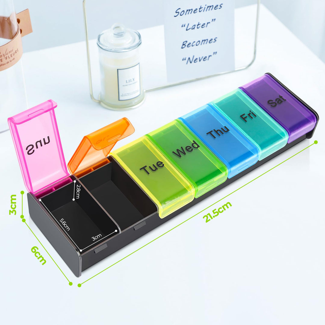 Alyvisun Pill Box 7 Day 1 Times a Day, Weekly Tablet Organiser, Travel Daily Pill Box Organiser 7 Day, Large Pillbox Tablet Box Portable Pill Case Tablet Dispenser for Travel Work, Black