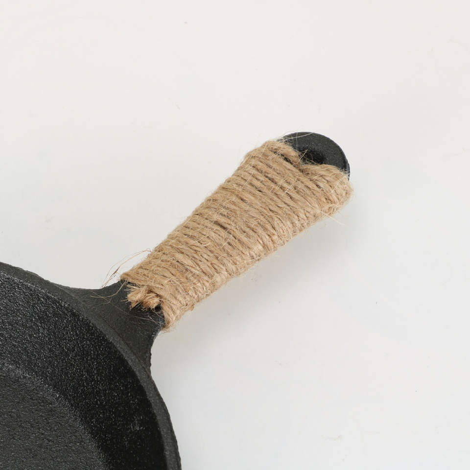 Kitchen Restaurant Home Use Cast Iron Fry Pan With Non-Coating
