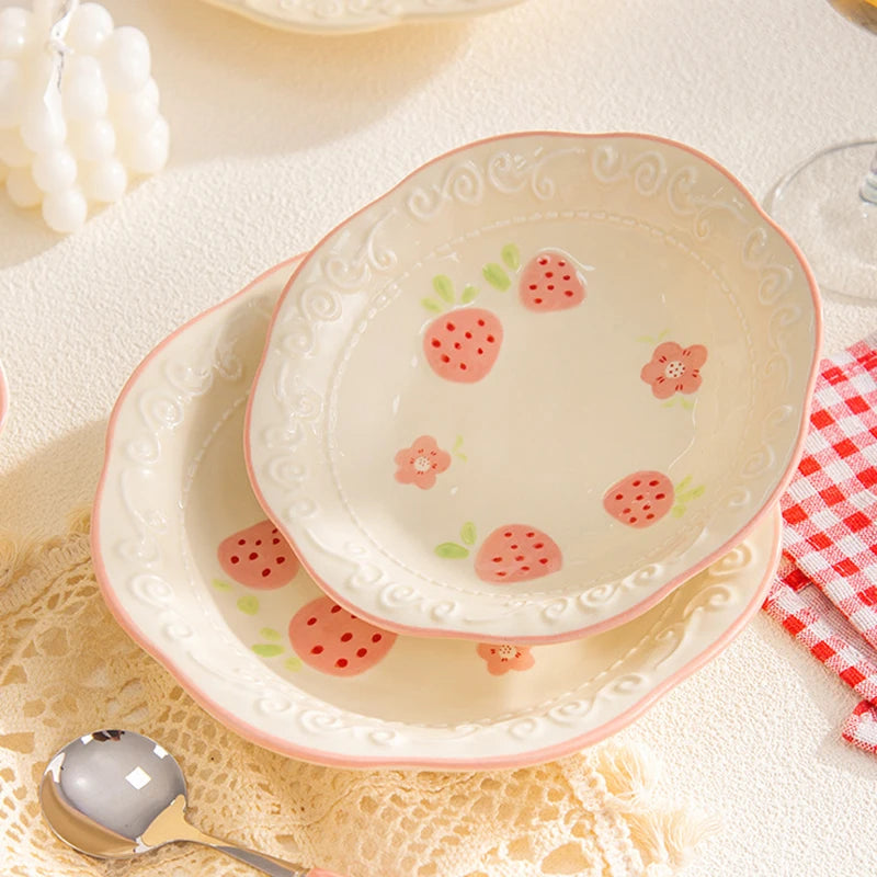Relief Strawberry Print Ceramic Dish New Aesthetic Underglazed Colour Beautiful Kitchen Tableware Creative Pink Food Plates(Round)