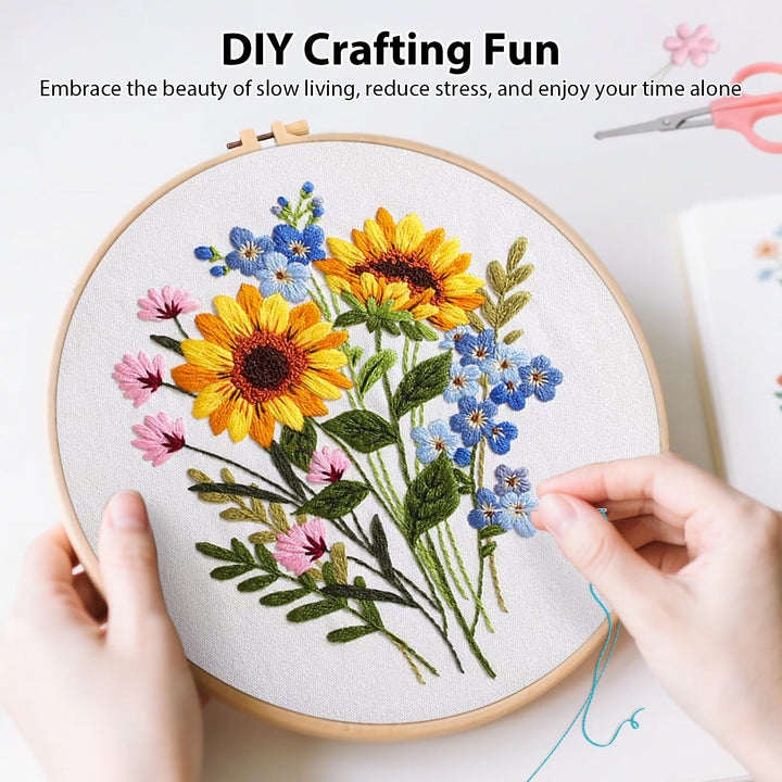 VynyQoo 4pcs Embroidery Kits Flower, Embroidery Kit for Beginners, Embroidery Starter Kit Adults, Stamped Embroidery kit with Flower Pattern, DIY Craft Embroidery with Video Tutorial Instruction